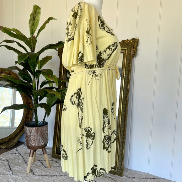 Yellow Butterfly & Dragonfly Print Dress - Picture 3 of 5